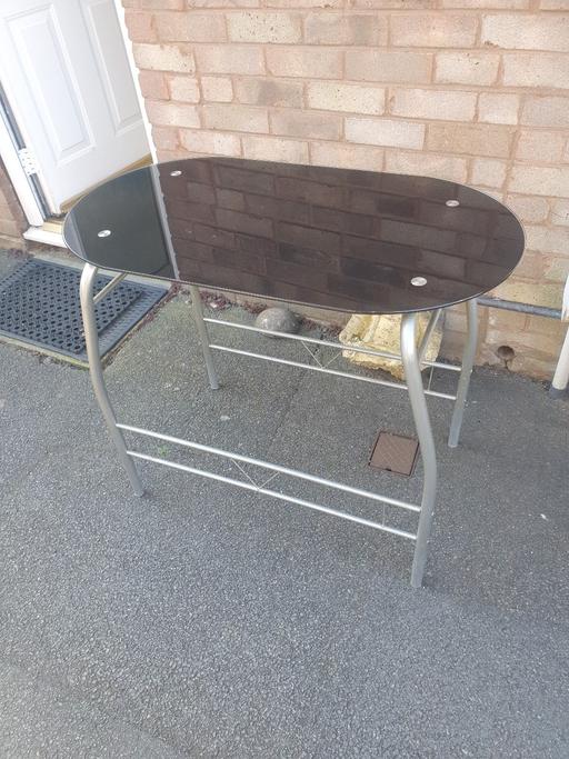 Buy & Sell Gornal Wood Dudley - Photos for Tempered Glass & Metal Legged Tall Table ,VGC