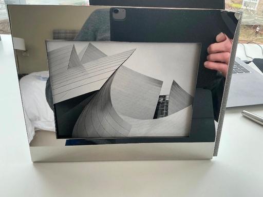 Buy & Sell Wennington Havering - Photos for Swarovski Crystal Picture/Photo Frame 5x7