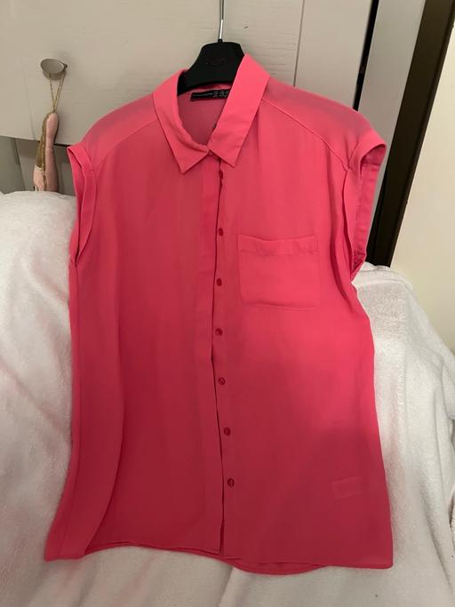 Buy & Sell Hetton-Le-Hole Sunderland - Photos for Womens Top From Primark