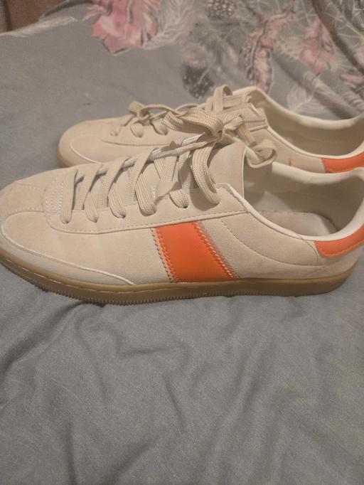 Buy & Sell Bentley Walsall - Photos for size 7 trainers