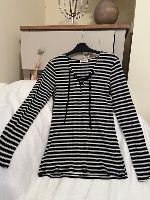 Buy & Sell Easington Lane Sunderland - Photos for Womens Top From Primark ( New )