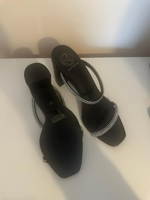 Buy & Sell Shirley South East London - Photos for Heels