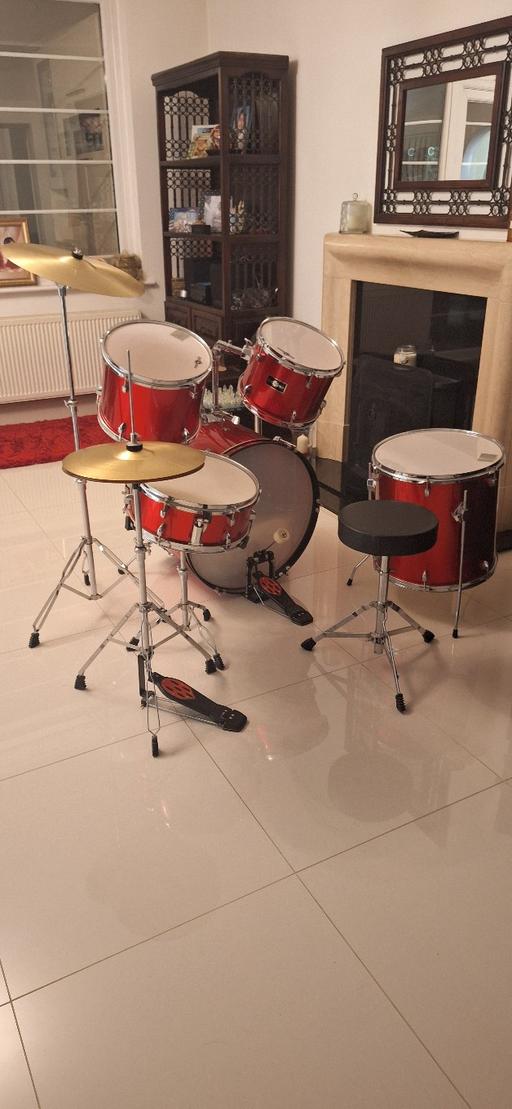 Buy & Sell Southall Ealing - Photos for 5Drums kit set with 2 cymbols and a stool