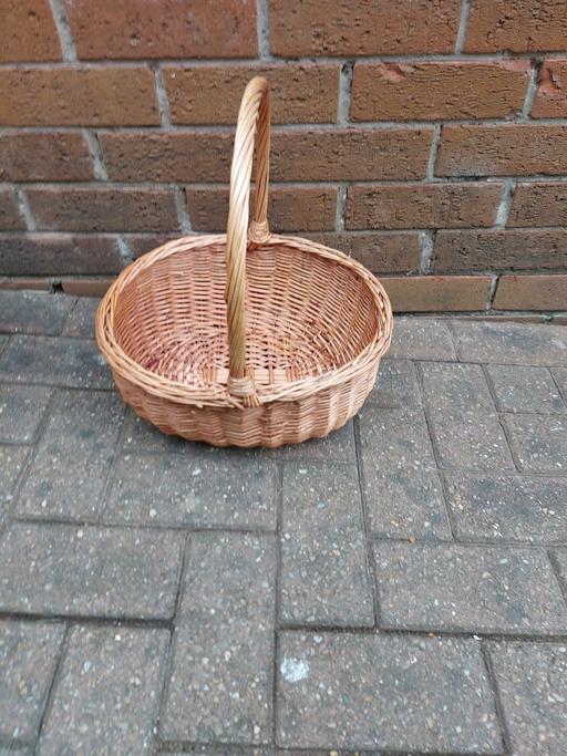 Buy & Sell Kings Norton Birmingham - Photos for willow basket with tall handle