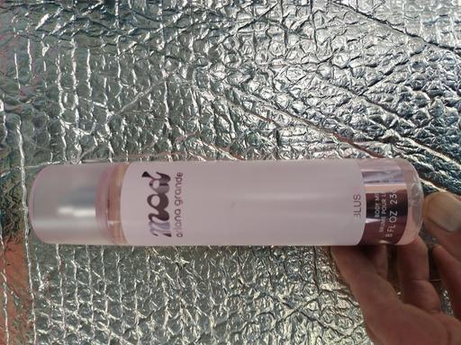 Buy & Sell Oldbury Sandwell - Photos for Arianna grande body mist