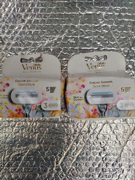 Buy & Sell Rowley Regis Sandwell - Photos for venus razor blades