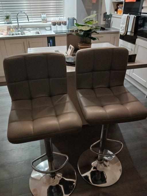 Buy & Sell Horwich Bolton - Photos for Bar Stools x2