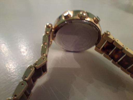 Buy & Sell Kendray Barnsley - Photos for Micheal Korrs watch