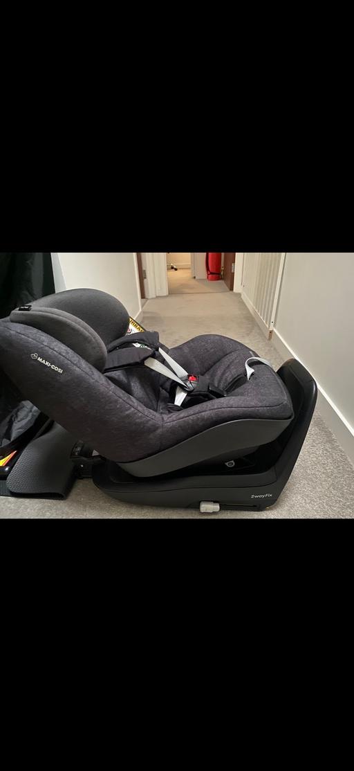 Buy & Sell Edgware Barnet - Photos for Maxi Cosi 2 way car seat + 2way iso-fix