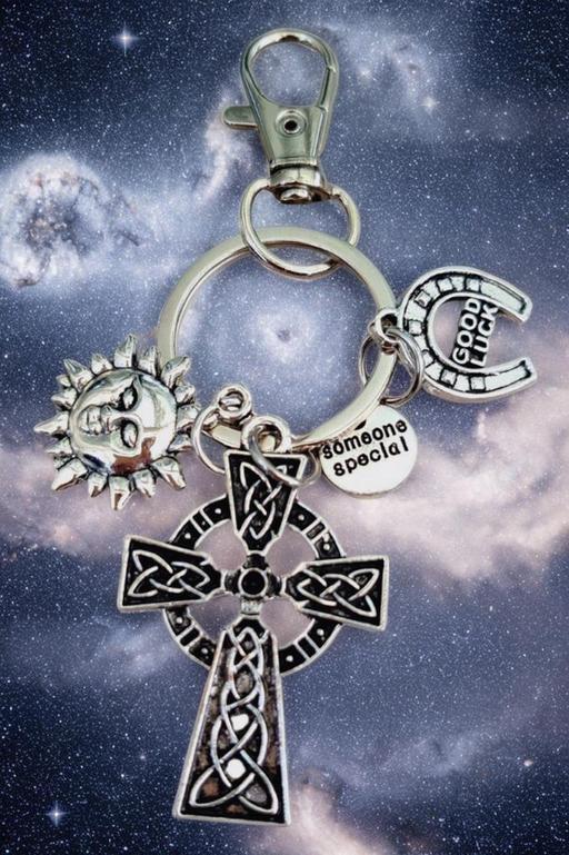 Buy & Sell Ebbw Vale Blaenau Gwent - Photos for New large Celtic Cross keychain keyring
