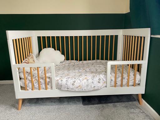 Buy & Sell Weoley Castle Birmingham - Photos for Obaby maya cot bed 1-5 years old