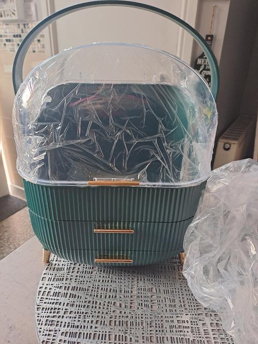 Buy & Sell Gleadless Valley Sheffield - Photos for large beauty storage