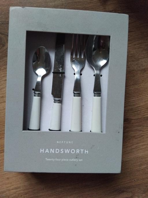Buy & Sell Bushbury Wolverhampton - Photos for 24 piece cutlery set
