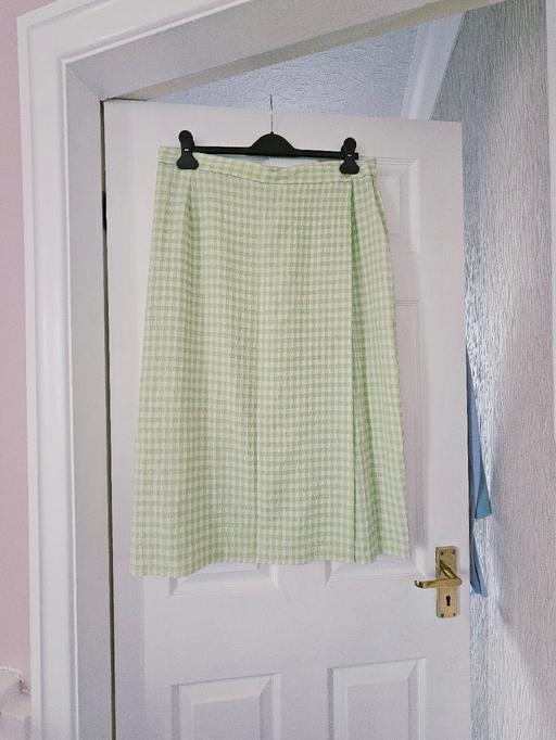 Buy & Sell Newton Doncaster - Photos for Summer skirt, size 20.