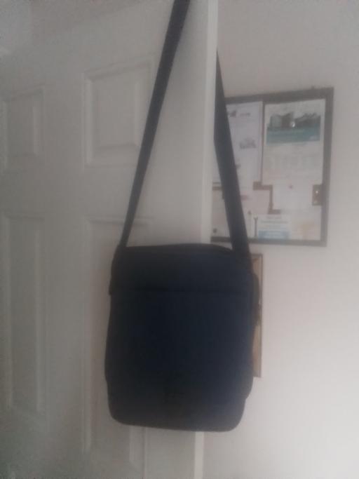 Buy & Sell Aldridge Walsall - Photos for BRAND NEW NAVY SHOULDER BAG