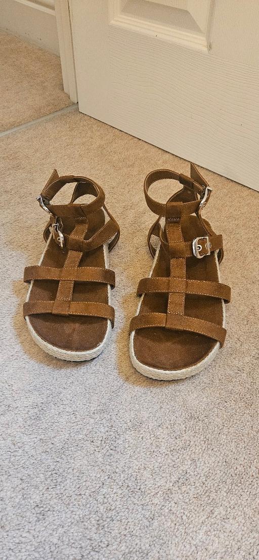 Buy & Sell Elstow Bedford - Photos for sandles size 5