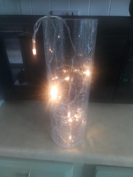 Buy & Sell Aldridge Walsall - Photos for CRACKLE VASE WITH LIGHT IN
