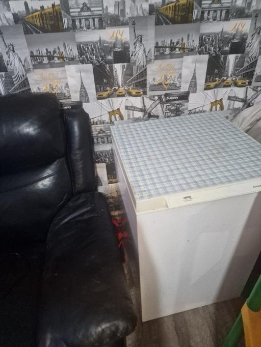 Buy & Sell Great Sutton Cheshire West and Chester - Photos for chest freezer white fully working