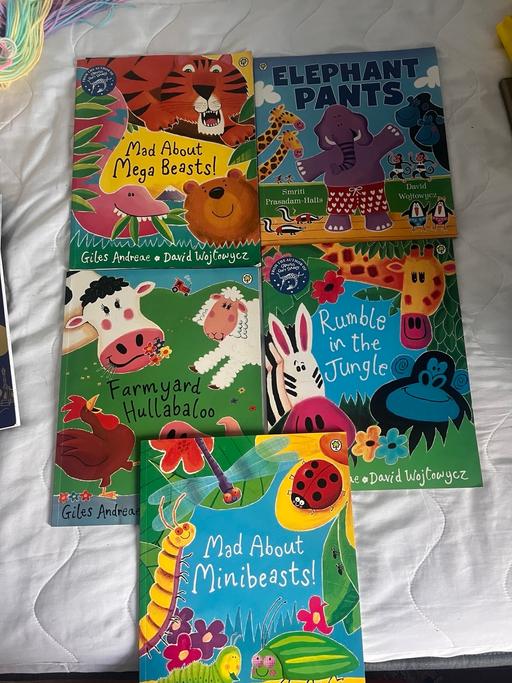 Buy & Sell Elmers End South East London - Photos for Book collection