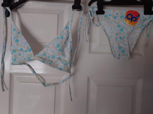Buy & Sell Woodthorpe Charnwood - Photos for Women's floral bikini size 10
