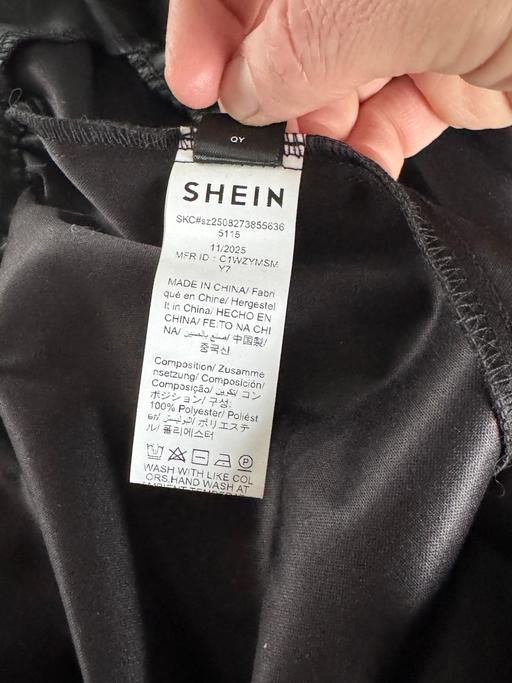 Buy & Sell Old Kent Road South East London - Photos for Black faux leather mini skirt