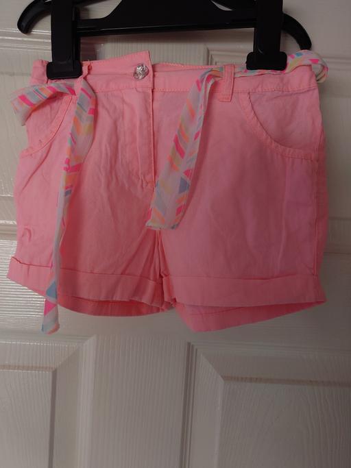Buy & Sell Woodthorpe Charnwood - Photos for Girls light pink shorts size 4-5 years