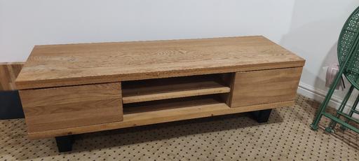 Buy & Sell Finchley North London - Photos for solid oak TV unit
