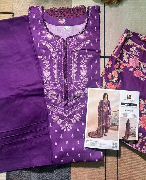 Buy & Sell High Wycombe Buckinghamshire - Photos for Pakistani designer stitch suits