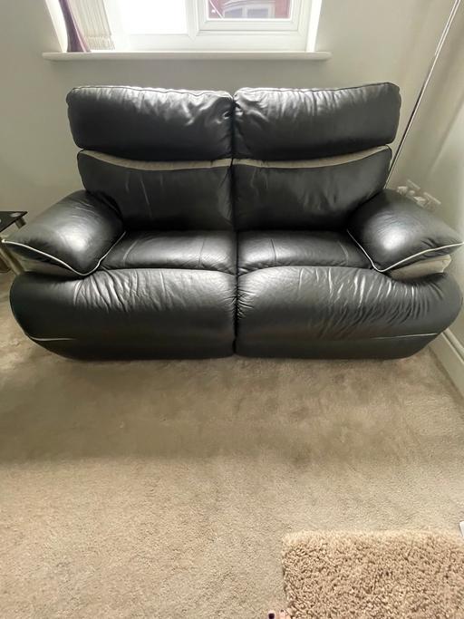 Buy & Sell Wheaton Aston South Staffordshire - Photos for Leather Settee 3,2,& 1