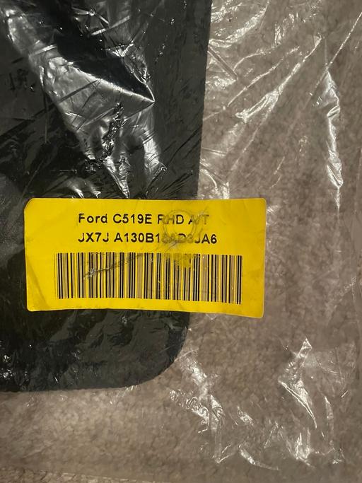 Vehicles Ynysddu Caerphilly - Wales - Photos for Ford focus front car mats bnwt