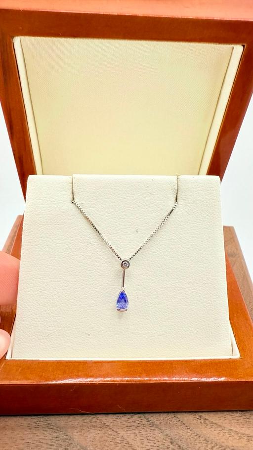 Buy & Sell Harrow on the Hill North West London - Photos for 9ct White Gold Tanzanite and Diamond Necklace