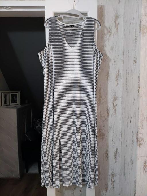 Buy & Sell Hornchurch Havering - Photos for F&F stripe maxi dress size 18