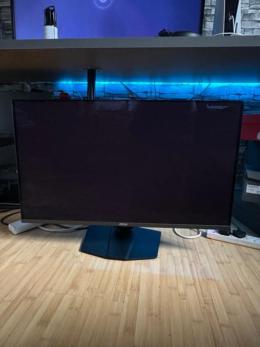 Buy & Sell Gillingham Medway - Kent - Photos for MSI MPG 321URX 32” QD-OLED 4K 240Hz LIKE NEW