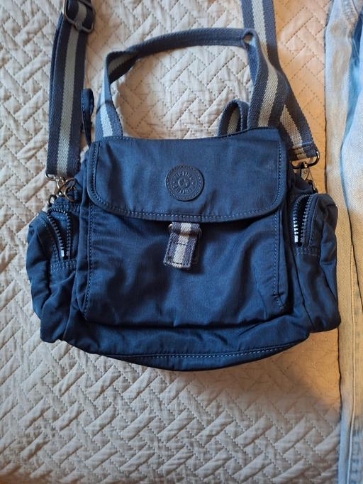 Buy & Sell Waterbrook Park Ashford - Photos for kipling bag