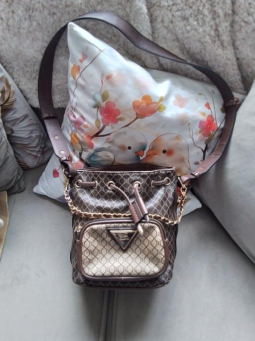 Buy & Sell Bells Mill Dudley - Photos for river island bucket handbag