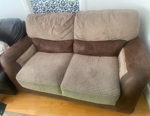 Buy & Sell Abbey Wood South East London - Photos for 2 seated sofa