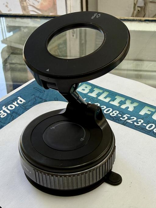 Vehicles Highams Park East London - Photos for K007 Magnetic Vacuum Suction Car Holder