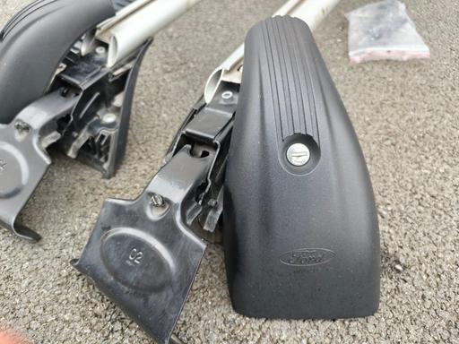 Buy & Sell Crossgates Leeds - Photos for Genuine Ford Focus MK3 (2012-2021) Crossbars