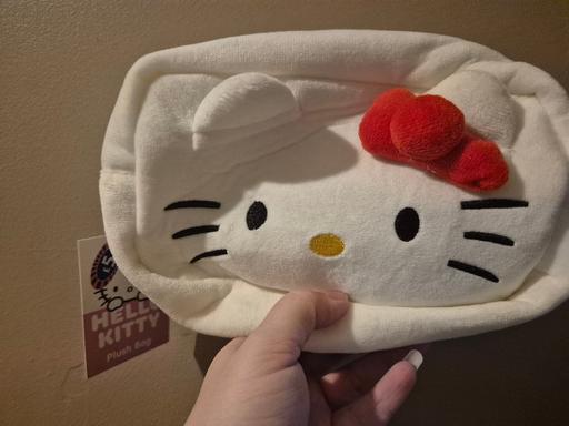 Buy & Sell Crumpsall Manchester - Photos for new Hello Kitty Plush Bag