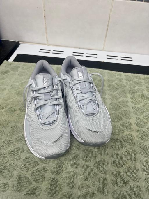 Buy & Sell South Kirkby Wakefield - Photos for Ladies Nike trainers