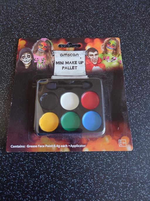 Buy & Sell Woodthorpe Charnwood - Photos for Mini make up pallet