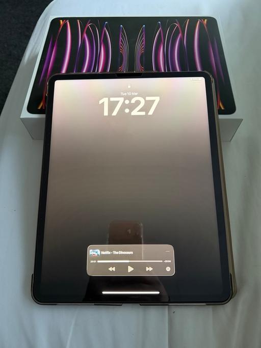 Buy & Sell Bedlington Northumberland - Photos for iPad Pro 12.9 6th gen (WiFi & Cellular)