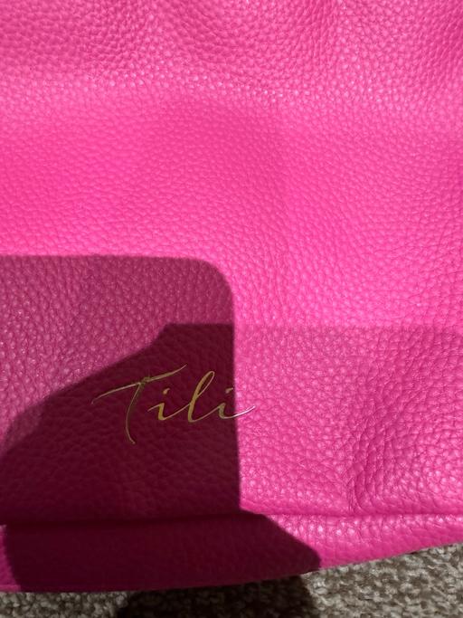 Buy & Sell Longlands South East London - Photos for Brand new Tili travel vanity bag