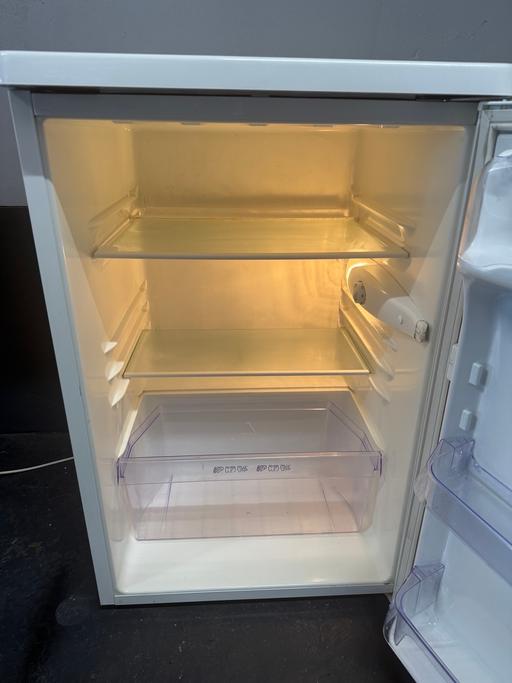 Buy & Sell Benfleet Castle Point - Photos for Zanussi TT160c Undercounter Fridge White