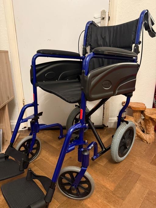 Buy & Sell Great Wymondley North Hertfordshire - Photos for Invacare Lightweight Wheelchair