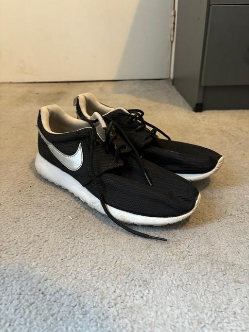 Buy & Sell Shevington Wigan - Photos for Nike shoes