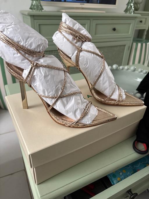 Buy & Sell Wombwell Barnsley - Photos for Size 6 shoes new