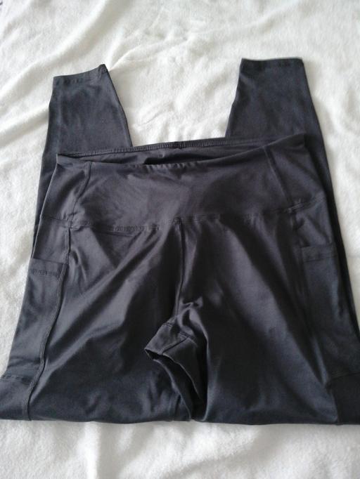 Buy & Sell Wednesfield Wolverhampton - Photos for ladies size. *L* (Not Worn)