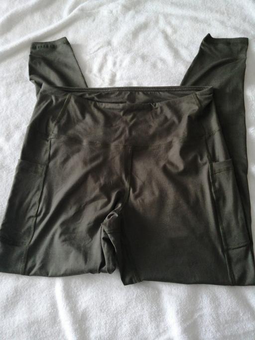 Buy & Sell Wednesfield Wolverhampton - Photos for ladies leggings size *L* Not Worn