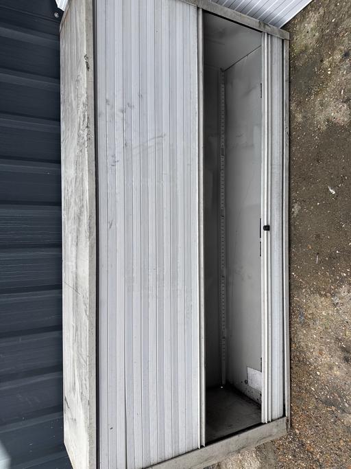 Buy & Sell South Woodford East London - Photos for FREE Large 1.8 tall steel bisley cabinet